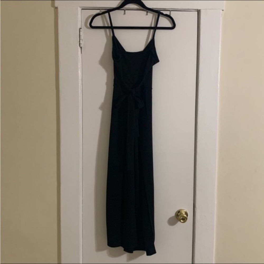 Nasty Gal Black V-Neck Jumpsuit Size 6 - Picture 7 of 10